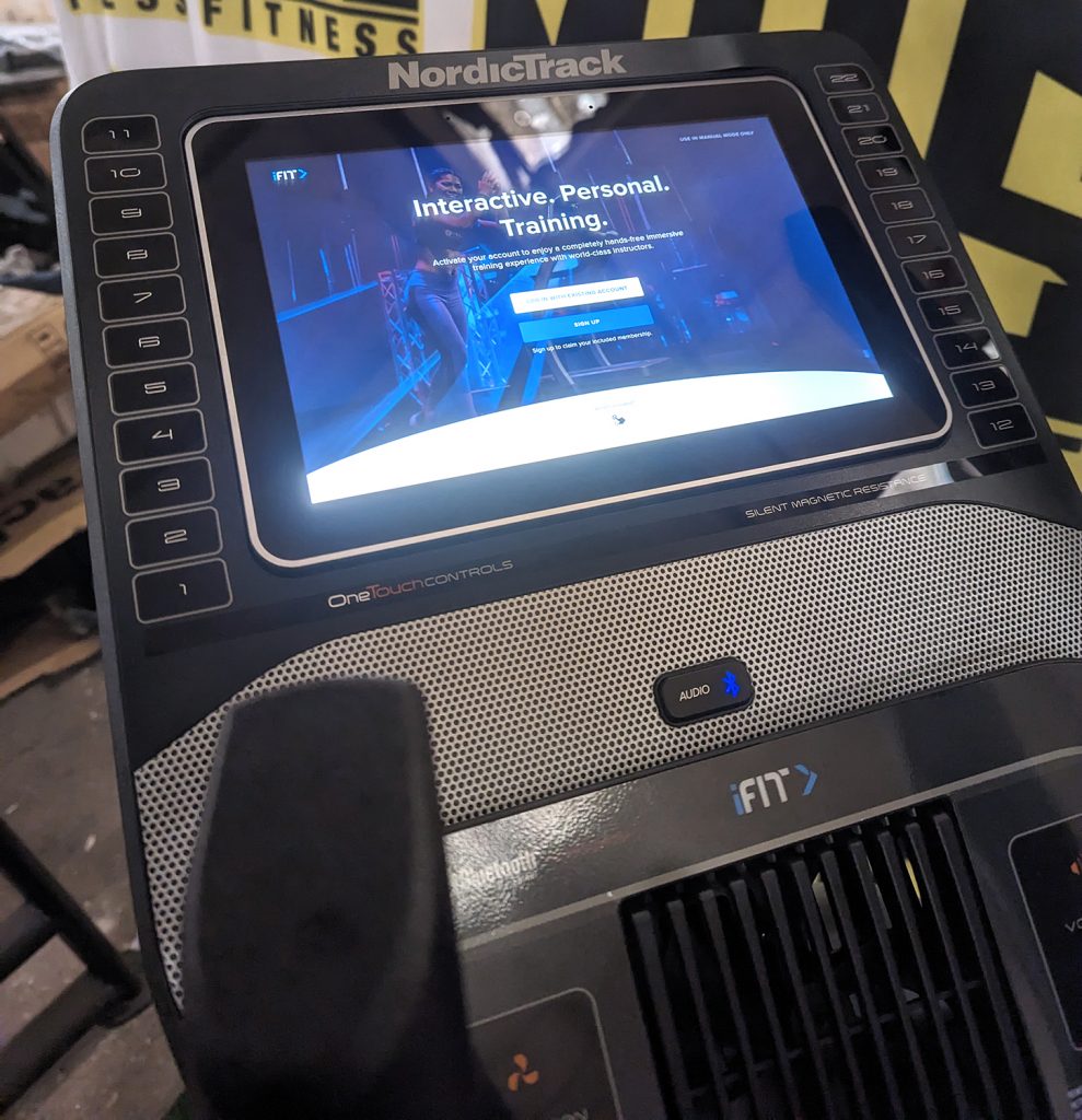 NordicTrack SpaceSaver SE7i Folding Elliptical 2021 MODEL Fitness