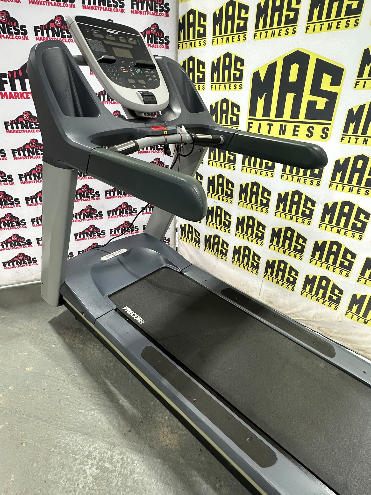 Precor TRM 833 Commercial Treadmill with P30 Console - Image 4